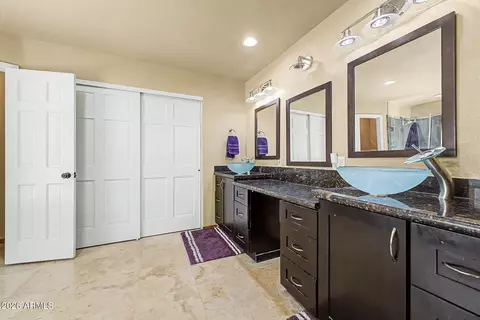 Bath - 4113 E Glenhaven Dr, Phoenix, AZ 85048 photo 2 of 5