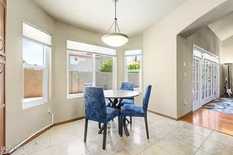 Dining - 4113 E Glenhaven Dr, Phoenix, AZ 85048 photo 1 of 1
