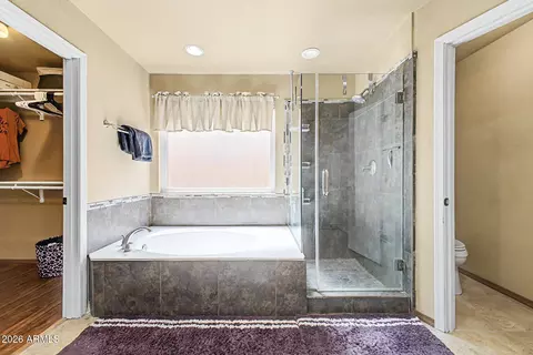 Bath - 4113 E Glenhaven Dr, Phoenix, AZ 85048 photo 3 of 5