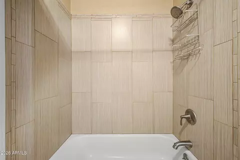 Bath - 4113 E Glenhaven Dr, Phoenix, AZ 85048 photo 5 of 5