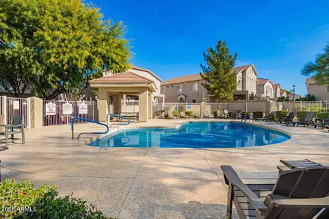 Exterior - 2150 E Bell Rd #1089, Phoenix, AZ 85022 photo 6 of 7