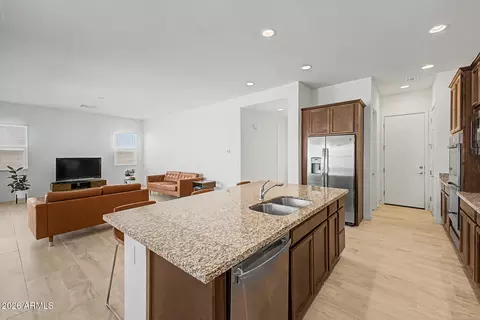 Kitchen - 1122 E Monte Way, Phoenix, AZ 85042 photo 3 of 3