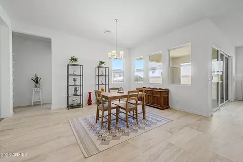 Dining - 1122 E Monte Way, Phoenix, AZ 85042 photo 2 of 2