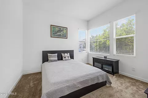 Bedroom - 1122 E Monte Way, Phoenix, AZ 85042 photo 4 of 7