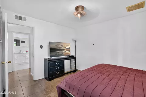 Bedroom - 4832 N 63rd Dr, Phoenix, AZ 85033 photo 6 of 8