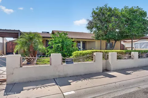 Exterior - 4832 N 63rd Dr, Phoenix, AZ 85033 photo 2 of 14
