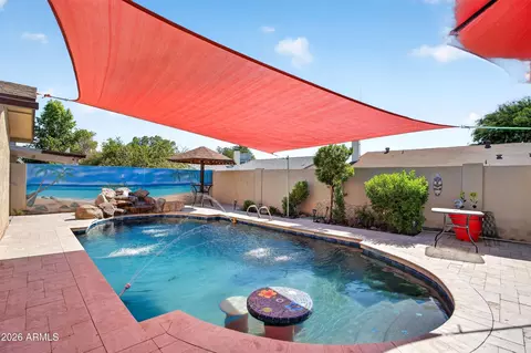 Exterior - 4832 N 63rd Dr, Phoenix, AZ 85033 photo 9 of 14