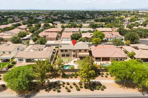 View/Area - 4615 E Carriage Ct, Gilbert, AZ 85297 photo 2 of 7