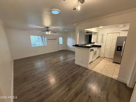 Living - 3907 E Devonshire Ave, Phoenix, AZ 85018 photo 2 of 4