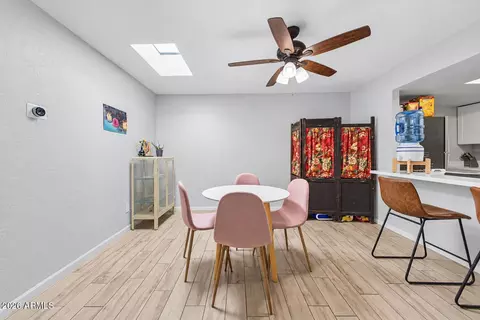 Dining - 4750 N 20th Ave, Phoenix, AZ 85015 photo 2 of 4