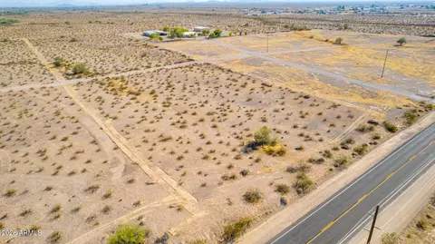 35203 W Indian School Rd #5, Tonopah, AZ 85354