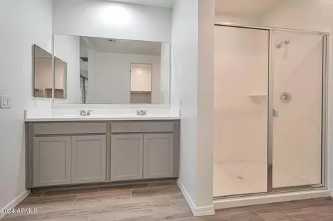 Bath - 9326 E Static Ave, Mesa, AZ 85212 photo 1 of 2