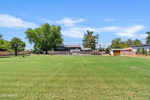 Exterior - 701 E Campbell Ave, Gilbert, AZ 85234 photo 9 of 14