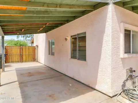 Exterior - 1331 E Apollo Rd, Phoenix, AZ 85042 photo 3 of 6