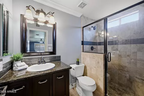 Bath - 7949 W Devonshire Ave, Phoenix, AZ 85033 photo 2 of 2
