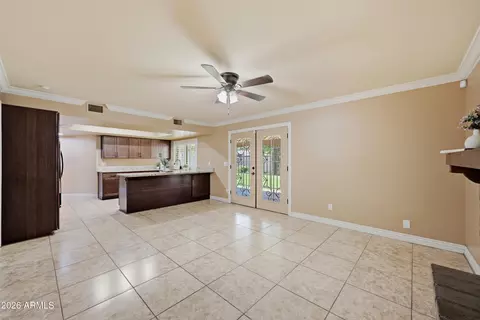 Living - 7949 W Devonshire Ave, Phoenix, AZ 85033 photo 5 of 6