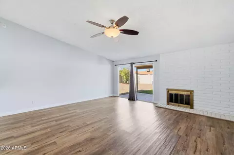 Living - 12118 S Ki Rd, Phoenix, AZ 85044 photo 2 of 8
