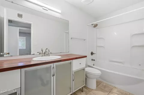 Bath - 12118 S Ki Rd, Phoenix, AZ 85044 photo 3 of 3