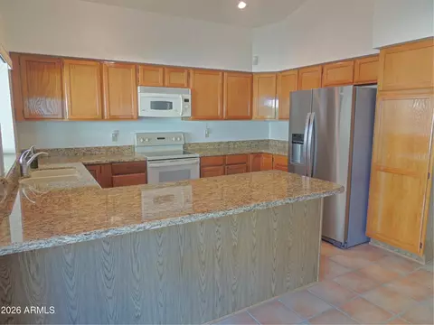 Kitchen - 4350 E Badger Way, Phoenix, AZ 85044 photo 1 of 3