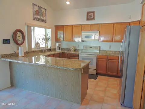 Kitchen - 4350 E Badger Way, Phoenix, AZ 85044 photo 2 of 3