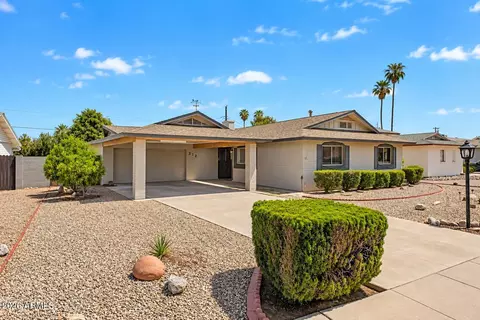Exterior - 212 E Minton Dr, Tempe, AZ 85282 photo 4 of 8