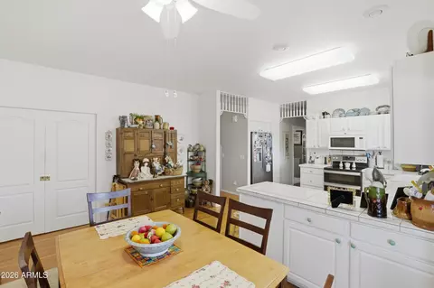 Kitchen - 210 N Stagecoach Pass, Payson, AZ 85541 photo 3 of 4