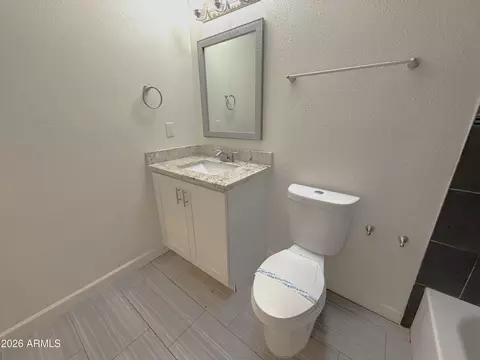 Bath - 224 E Minton Dr, Tempe, AZ 85282 photo 1 of 3
