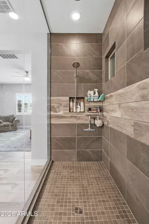 Bath - 3646 E Pinto Dr, Gilbert, AZ 85296 photo 2 of 5