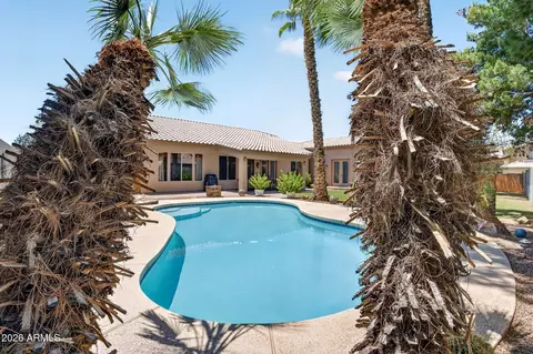 Exterior - 2242 E Victor Rd, Gilbert, AZ 85296 photo 14 of 19