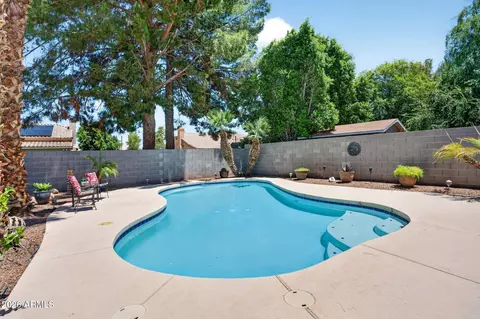 Exterior - 2242 E Victor Rd, Gilbert, AZ 85296 photo 17 of 19