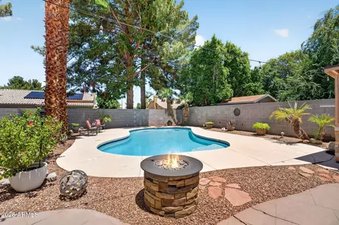 Exterior - 2242 E Victor Rd, Gilbert, AZ 85296 photo 18 of 19