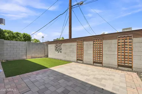 Exterior - 2740 E Roma Ave, Phoenix, AZ 85016 photo 5 of 6