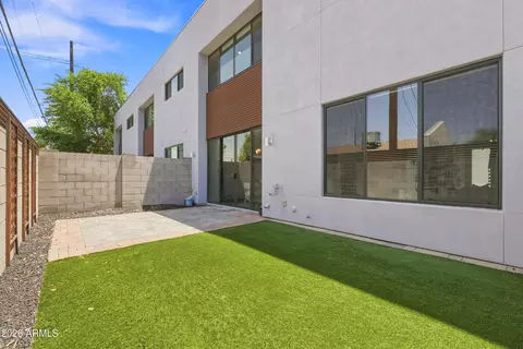 Exterior - 2740 E Roma Ave, Phoenix, AZ 85016 photo 6 of 6