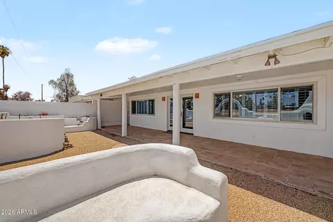 Exterior - 2075 E Cairo Dr, Tempe, AZ 85282 photo 7 of 8