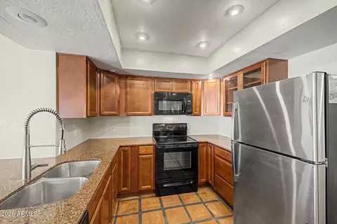 Kitchen - 2075 E Cairo Dr, Tempe, AZ 85282 photo 3 of 4