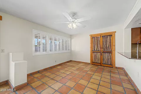 Dining - 2075 E Cairo Dr, Tempe, AZ 85282 photo 2 of 2