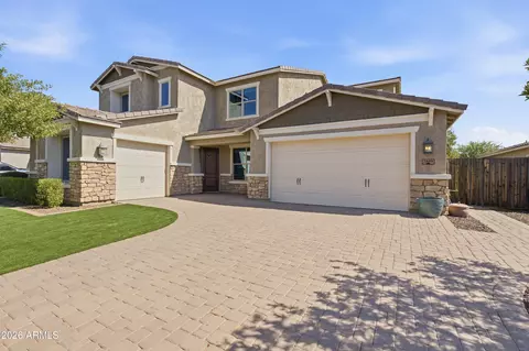 Exterior - 3889 E Chestnut Ln, Gilbert, AZ 85298 photo 3 of 21