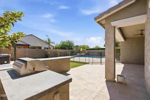 Exterior - 3889 E Chestnut Ln, Gilbert, AZ 85298 photo 9 of 21