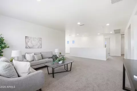 Living - 3889 E Chestnut Ln, Gilbert, AZ 85298 photo 7 of 7
