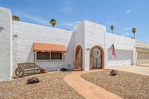 Exterior - 2073 E Cairo Dr, Tempe, AZ 85282 photo 1 of 7
