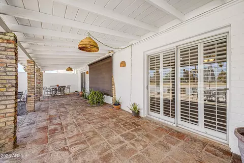 Exterior - 2073 E Cairo Dr, Tempe, AZ 85282 photo 2 of 7