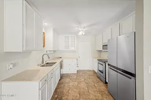 Kitchen - 2073 E Cairo Dr, Tempe, AZ 85282 photo 1 of 4