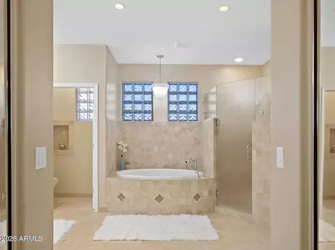 Bath - 15426 S 4th Ave, Phoenix, AZ 85045 photo 5 of 8