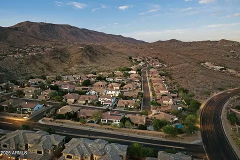 View/Area - 15426 S 4th Ave, Phoenix, AZ 85045 photo 5 of 11