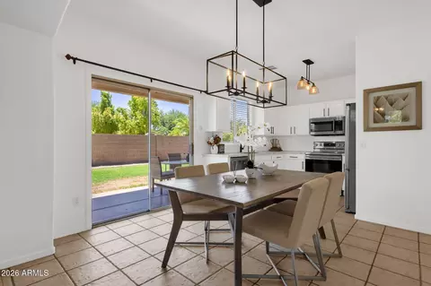 Dining - 2545 E Harrison Ct, Gilbert, AZ 85295 photo 2 of 2