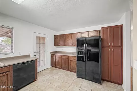 Kitchen - 966 E Graham Ln, Apache Junction, AZ 85119 photo 3 of 4