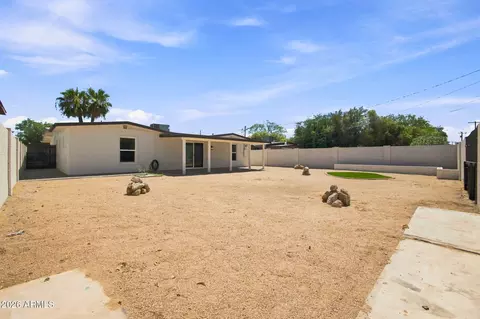 Exterior - 2232 E Mitchell Dr, Phoenix, AZ 85016 photo 8 of 9