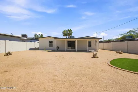 Exterior - 2232 E Mitchell Dr, Phoenix, AZ 85016 photo 7 of 9