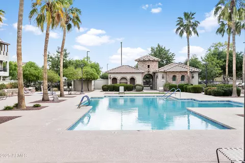 Exterior - 1661 E Hampton Ln, Gilbert, AZ 85295 photo 1 of 2