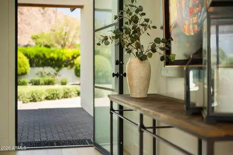 Entry Way - 5605 E Lafayette Blvd, Phoenix, AZ 85018 photo 1 of 1